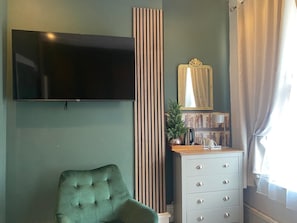 Executive Room, City View | Coffee and/or coffee maker