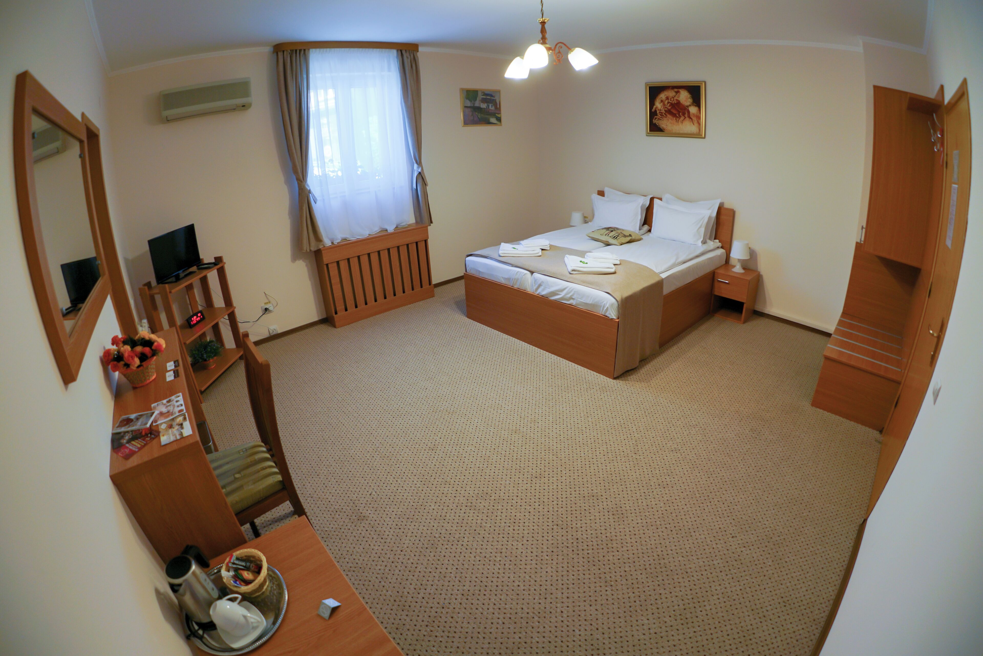 Photo - Bucharest Downtown Inn