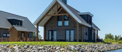 บริเวณภายนอก