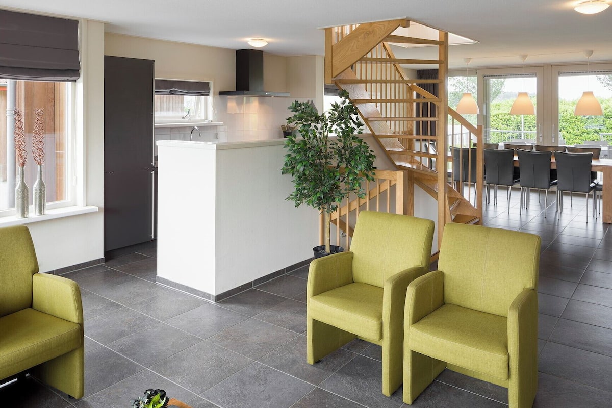 Villa (Goudplevier Comfort 10) | Living room