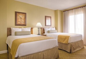 2 bedrooms, in-room safe, iron/ironing board, free WiFi