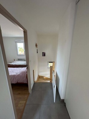2 quartos, ferros/tábuas de passar roupa, berço de viagem, Wi-Fi