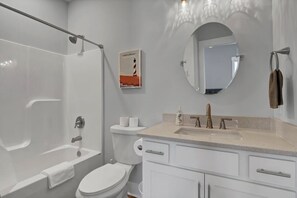Shower, soap, shampoo, toilet paper - The Beacon, Steps From The Beach (Carolina Beach)