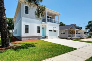 Exterior - The Beacon, Steps From The Beach (Carolina Beach)