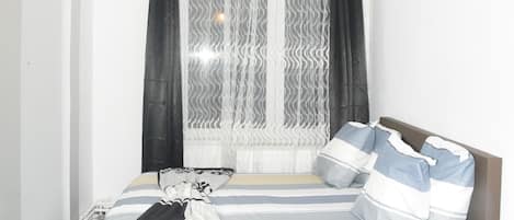 3 Schlafzimmer, BĂŒgeleisen/BĂŒgelbrett, BettwĂ€sche