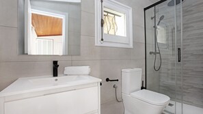 Villa | 4 bedrooms - Tordera 22 in Lloret de Mar (Lloret de Mar)