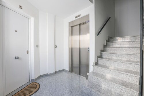 Manuel De Falla Ii in Dos Hermanas