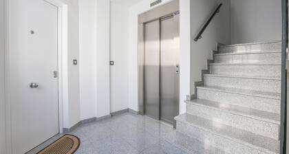 Manuel De Falla Ii in Dos Hermanas