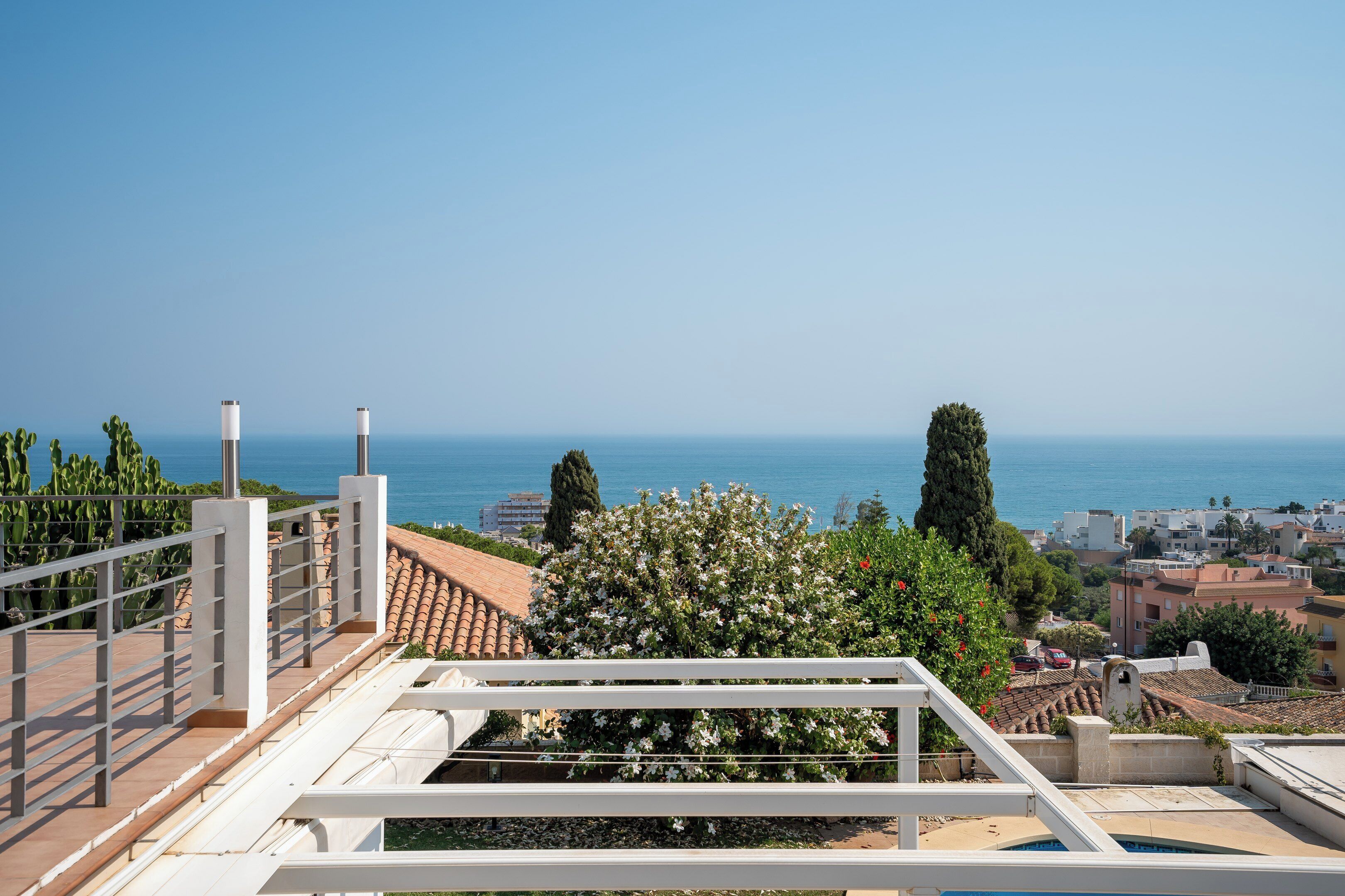 Foto - Spacious 3BR Villa with Private Pool and Sea Views