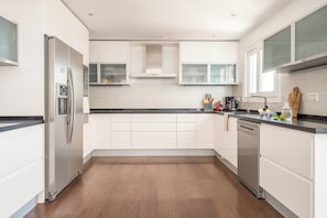 Villa, Sea View | Private kitchen | Full-size fridge, microwave, oven, stovetop