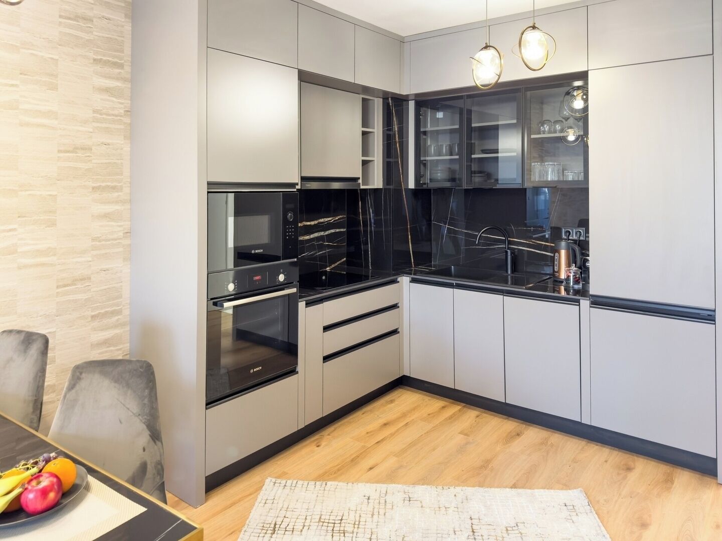 Køleskab, mikrobølgeovn, ovn, opvaskemaskine