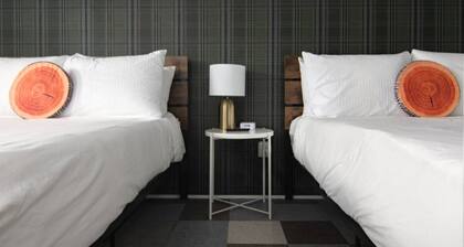 LumberJill Lodge #14 | Two Cozy Queen beds