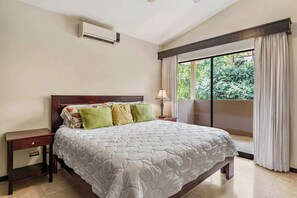 3 室のベッドルーム、アイロン / アイロン台、旅行用ベビーベッド、WiFi