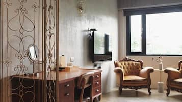 Deluxe Double Room, City View