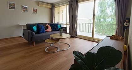 Renovated 2B Unit Walking to Hospital