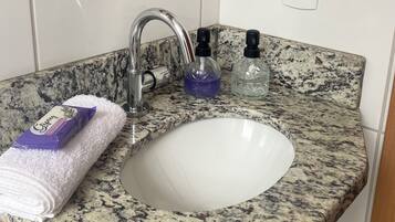 Handdoeken, zeep, toiletpapier