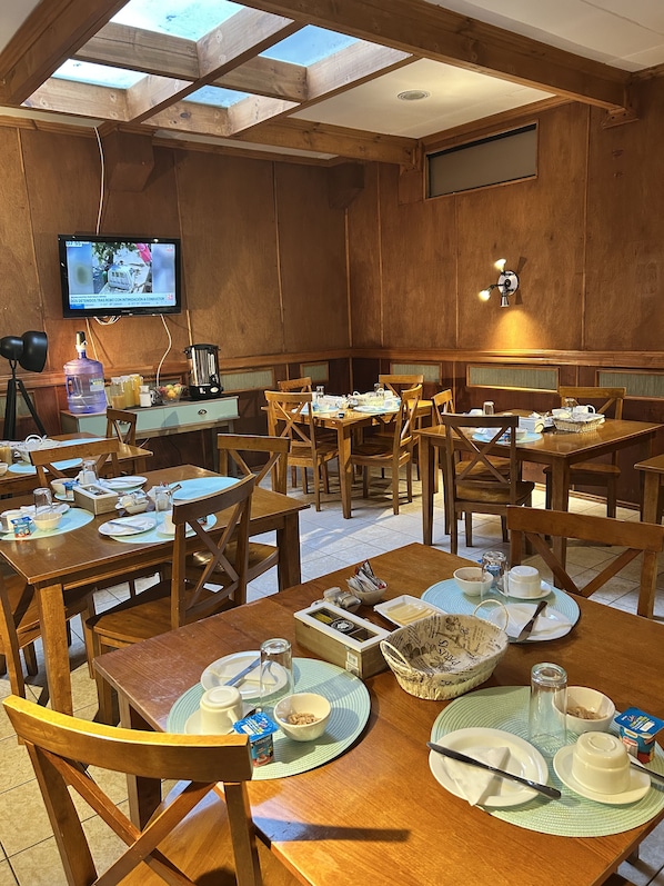 Café da manhã continental grátis todos os dias