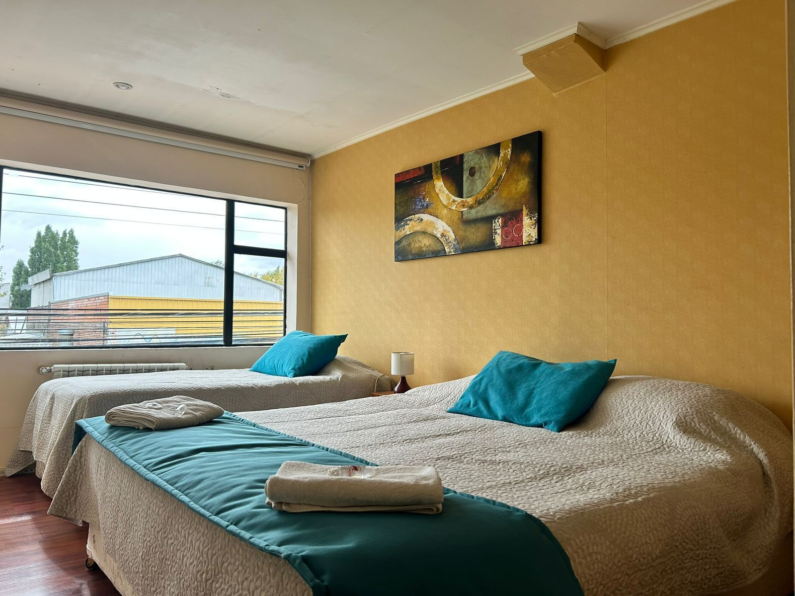 Superior tweepersoonskamer, uitzicht op de stad | Gratis wifi, beddengoed