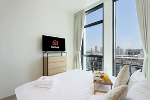 1 slaapkamer, een strijkplank/strijkijzer, wifi, beddengoed