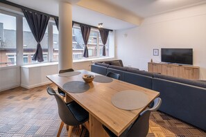 Dining - NOMAD APARTMENTS - 2D Apartment in the center of Charleroi (Charleroi)