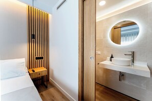 Habitación Deluxe | Escritorio, espacio para trabajar con laptop y wifi gratis 