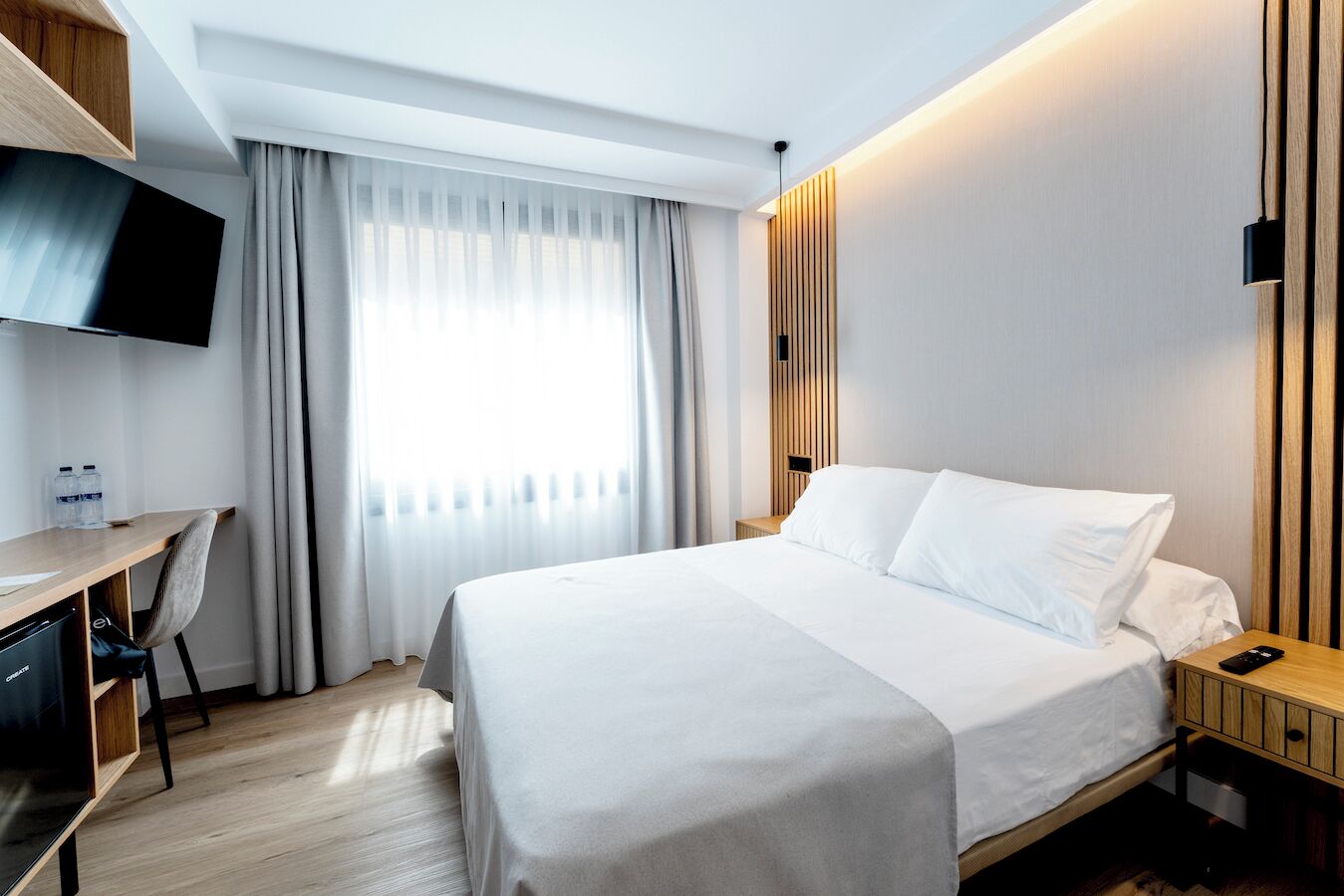 Deluxe-Zimmer | Schreibtisch, laptopgeeigneter Arbeitsplatz, kostenloses WLAN