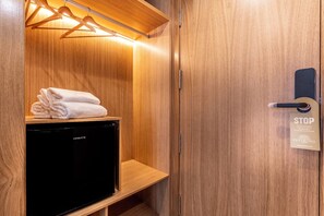 Deluxe Oda, 1 En Büyük (King) Boy Yatak, Şehir Manzaralı | İç mekân