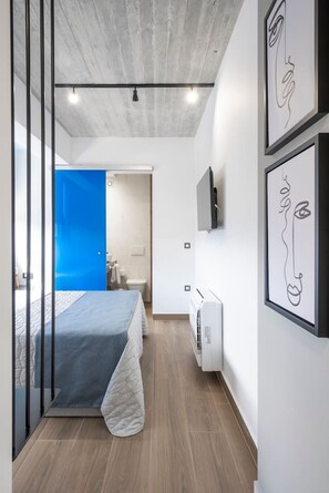 3 Schlafzimmer, Schreibtisch, Bügeleisen/Bügelbrett, WLAN