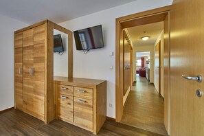 Apartamento conforto, 2 quartos, vista para a montanha | 2 quartos, roupas de cama antialérgicas, Wi-Fi de cortesia