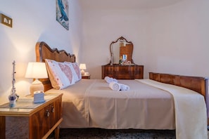 2 chambres, lit dâappoint (supplĂ©ment), accĂšs au Wi-Fi (inclus)