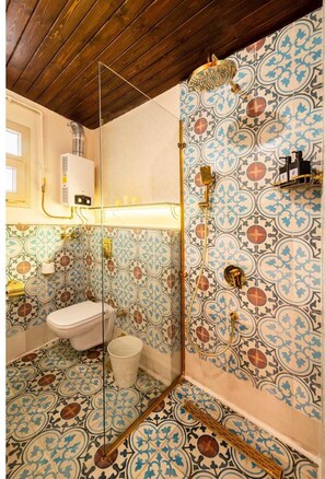 Basic Studio | Bathroom - Marrakesh 1bdr w/ Jacuzzi Terrace @ Downtown Cairo (Cairo)