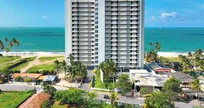 Luxury Beach front Apartment - Stunning Views - Sheki Sands