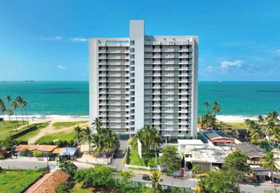Luxury Beach front Apartment - Stunning Views - Sheki Sands