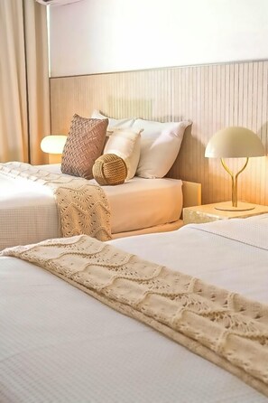 1 Schlafzimmer, Zimmersafe, Schreibtisch, Bügeleisen/Bügelbrett