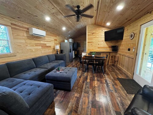 Bennett's Point Cabin