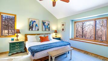 4 soverom, strykejern/-brett, wi-fi (inkludert) og sengetøy