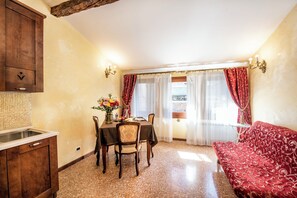 Deluxe Apartment | Private kitchen - Residenza Santo Stefano (Venice)