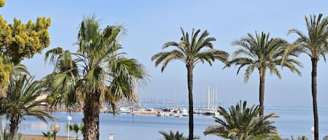 Sulla spiaggia