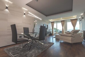 Luxury Διαμέρισμα | Τραπεζαρία