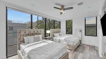 5 bedrooms, iron/ironing board, travel cot, WiFi