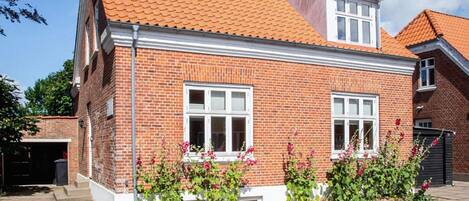 House | Exterior