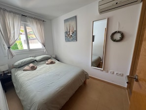 3 bedrooms, free WiFi, bed sheets - Sunny Oasis Retreat in Condado del Alhama (Alhama de Murcia)