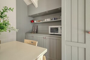 Departamento estándar, balcón | Cocina privada