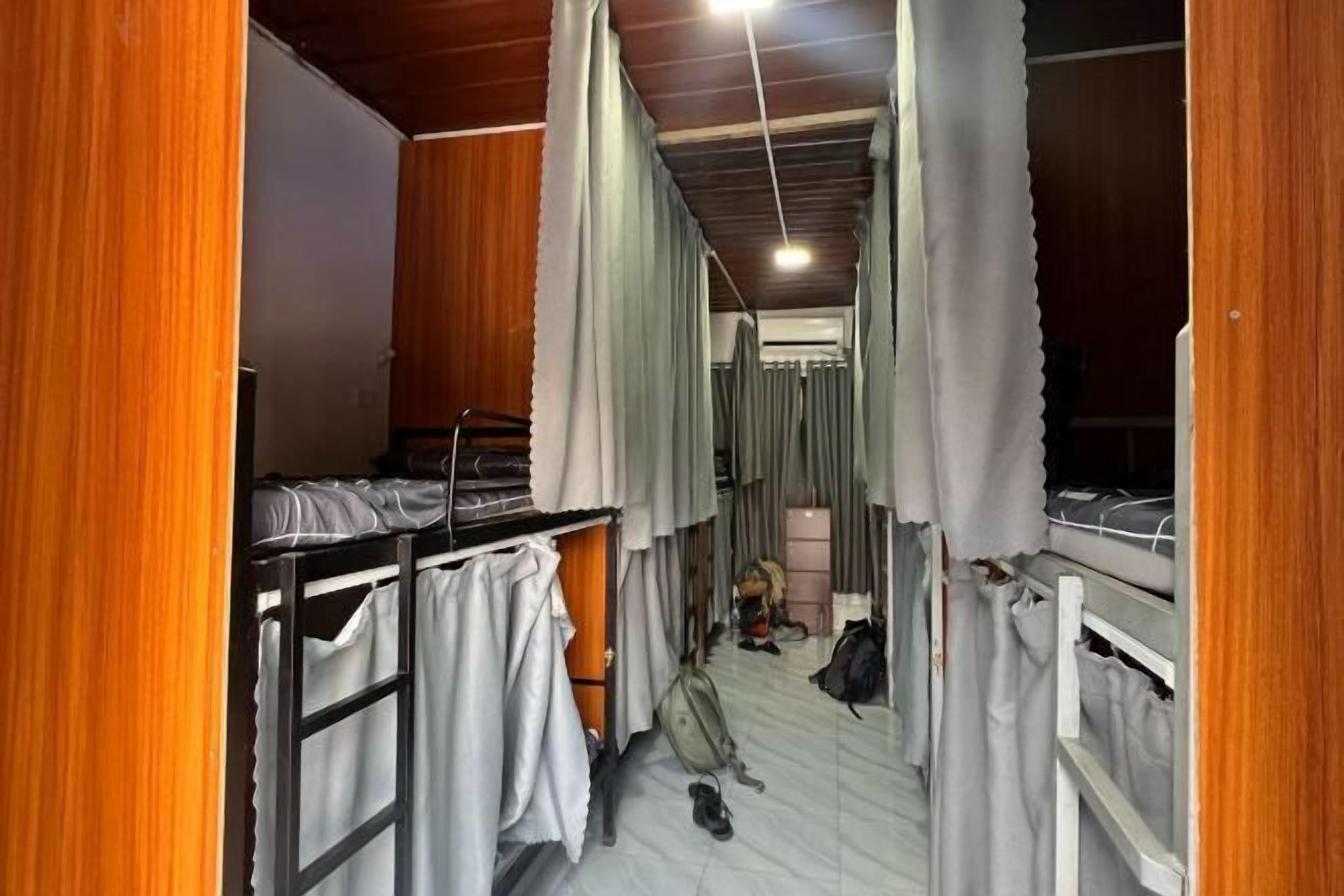 Geluiddichte muren, gratis wifi, beddengoed