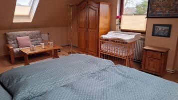 3 Schlafzimmer, Bügeleisen/Bügelbrett, WLAN, Bettwäsche