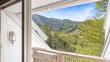 Condo, 2 Queen Beds (Sunrise Northstar B1 - Bear View) | Interior