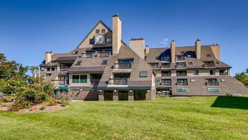 Condo, 1 Queen Bed (Mt Green 2-F04) | Exterior