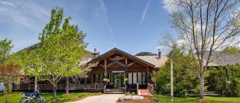 Condo, Multiple Beds (Pico Village Resort H304) | Exterior