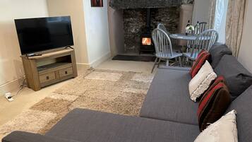 Smart-TV, peis, videospill og bøker