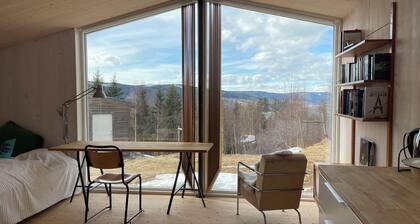 Spacious 5-bedroom country estate with spectacular view. Wifi included